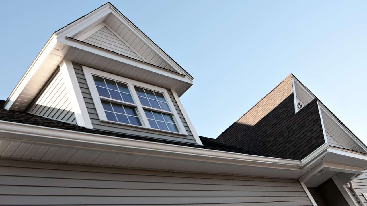 House rooftop soffit